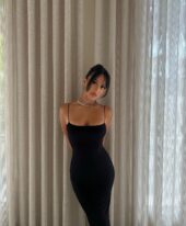 Estelle +971586877045