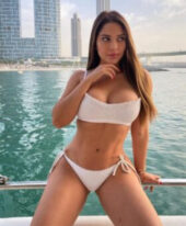 Amanda +971561365692